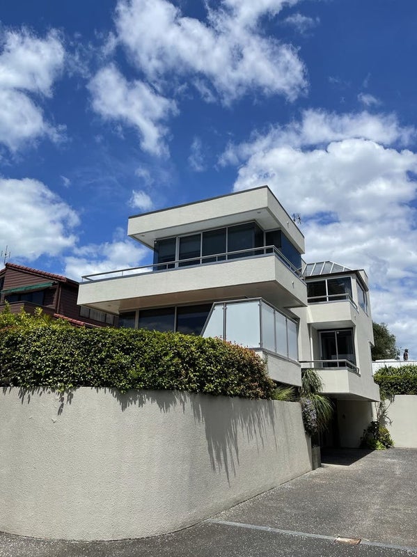 14 Takutai Avenue, Bucklands beach, Auckland - Carousel 2