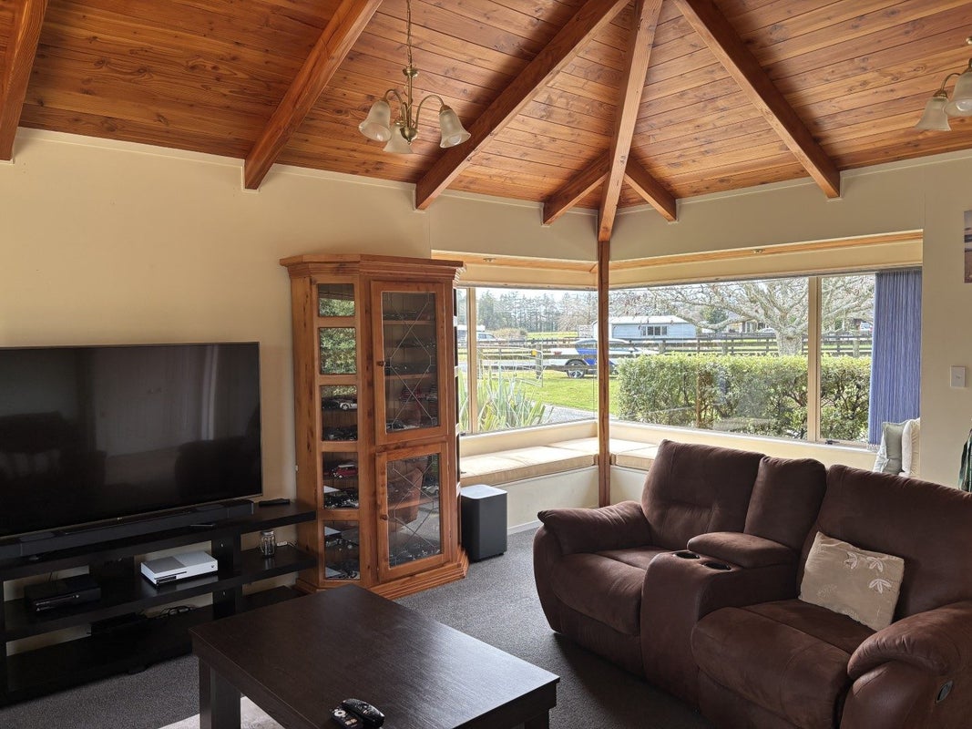 46 Middle Road, Rukuhia, Hamilton - Carousel 2