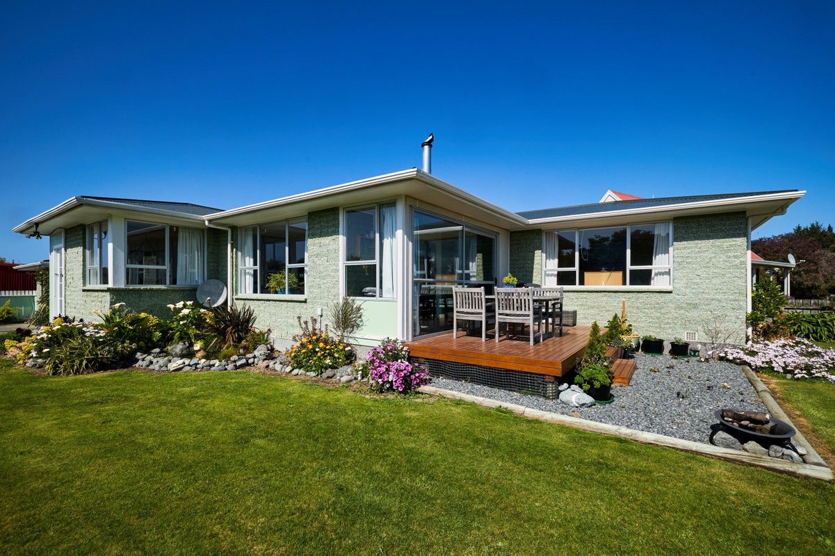 10 Cromer Street, Kaikoura - Carousel 2