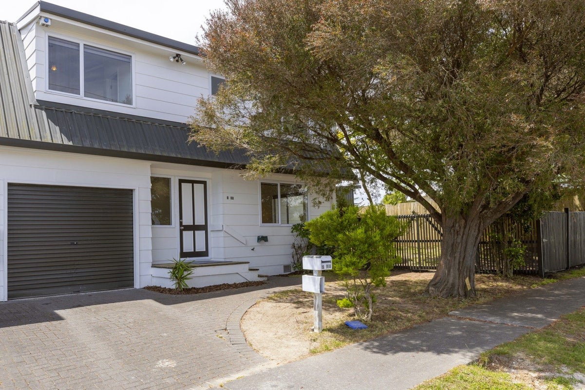 10 Rangatira Street, Taupo, Taupo - Carousel 1
