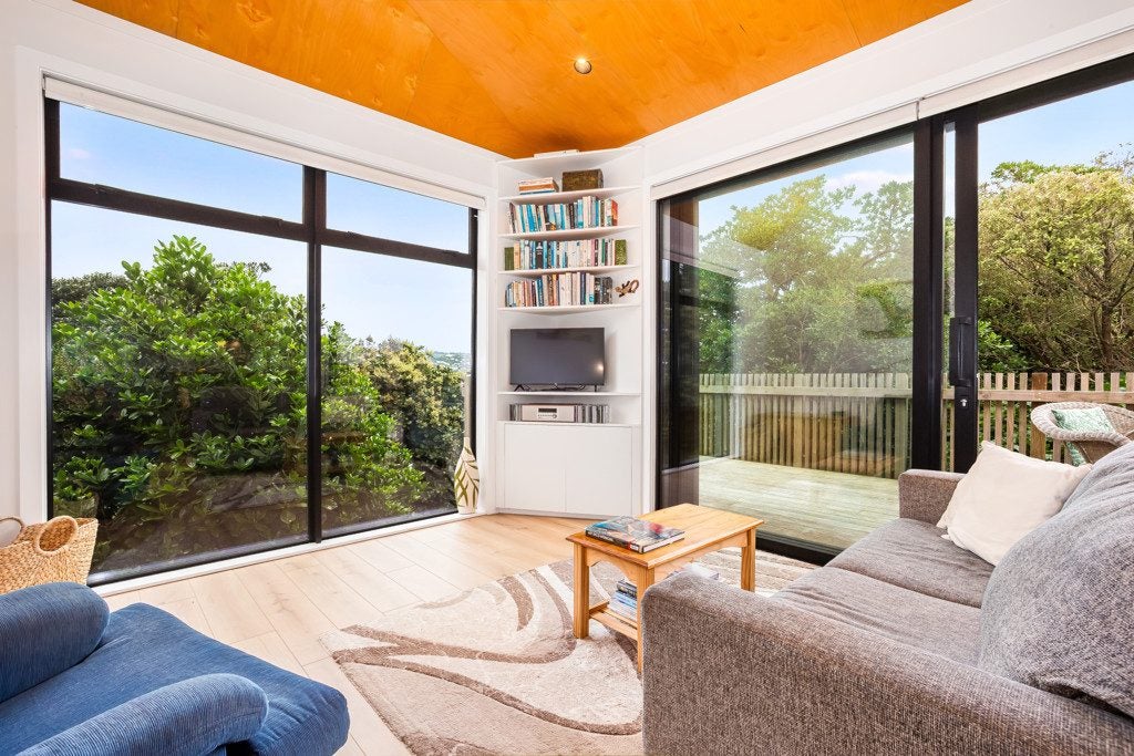 56 Raukawa Street, Stokes Valley, Lower Hutt - Carousel 2