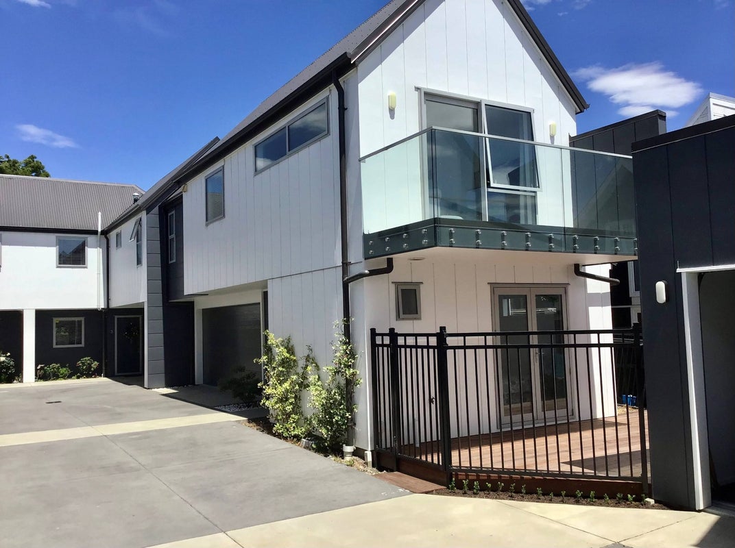 2/108 Edgeware Road, St Albans, Christchurch - Carousel 1