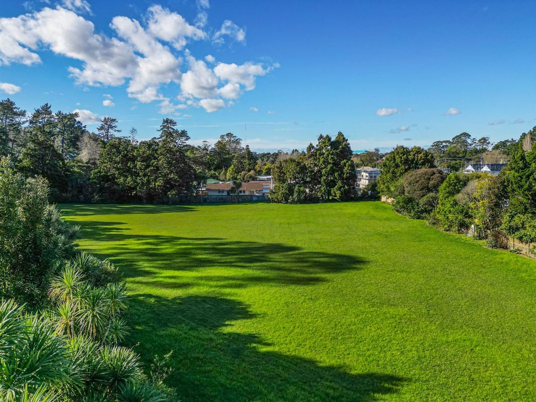 3/26 Woodside Road, Massey, Auckland - Carousel 37