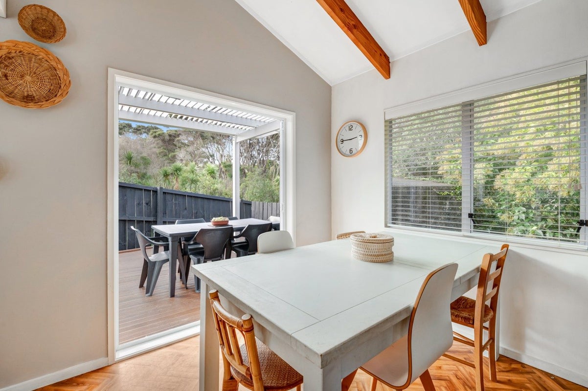 29 Shadon Place, Stanmore Bay, Whangaparaoa - Carousel 2