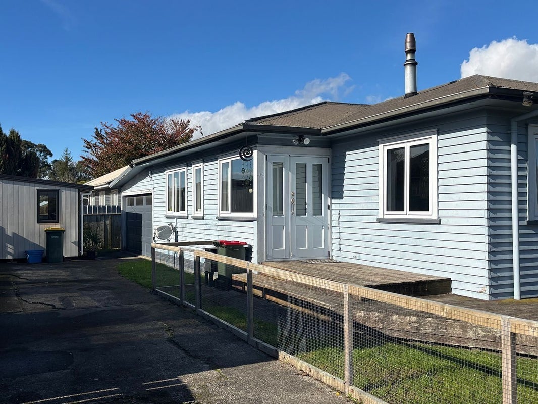 13 Tapsell Road, Fairy Springs, Rotorua - Carousel 2