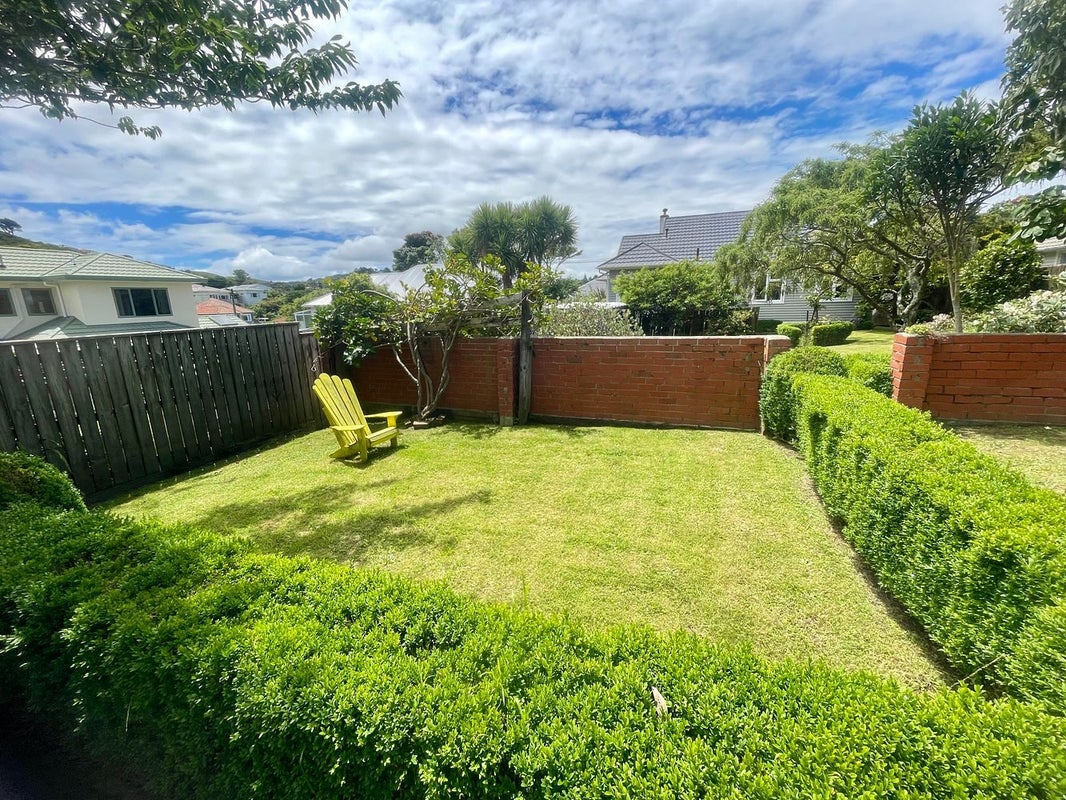 17 Atua Street, Johnsonville, Wellington - Carousel 17