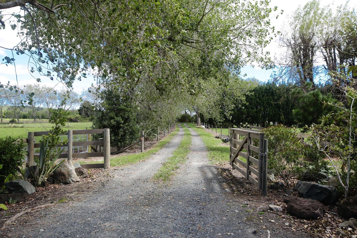 449 School Road, Tomarata, Wellsford - Carousel 1