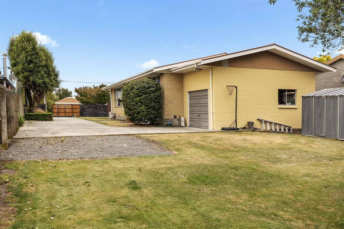 5 Lagan Street, Belfast, Christchurch - Carousel 18