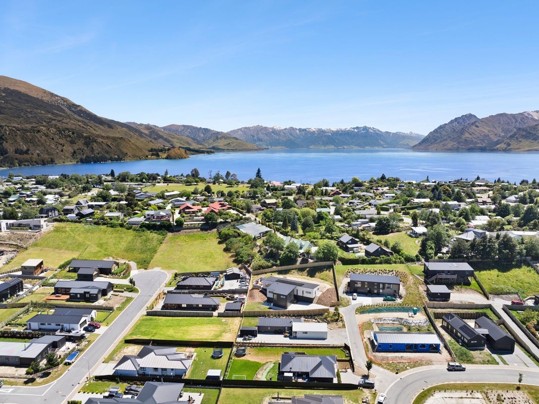 3 Waxeye Lane, Lake Hawea, Lake Hawea - Carousel 24