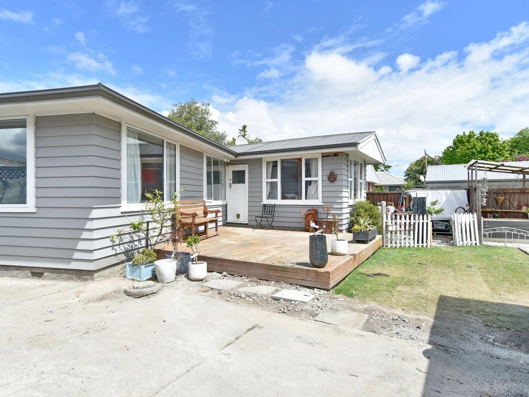 217 Greers Road, Bryndwr, Christchurch - Carousel 1