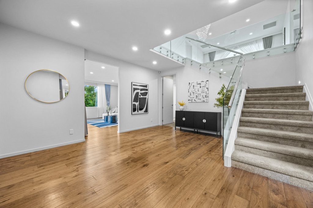 4B Hilton Close, Fairview Heights, Auckland - Carousel 2