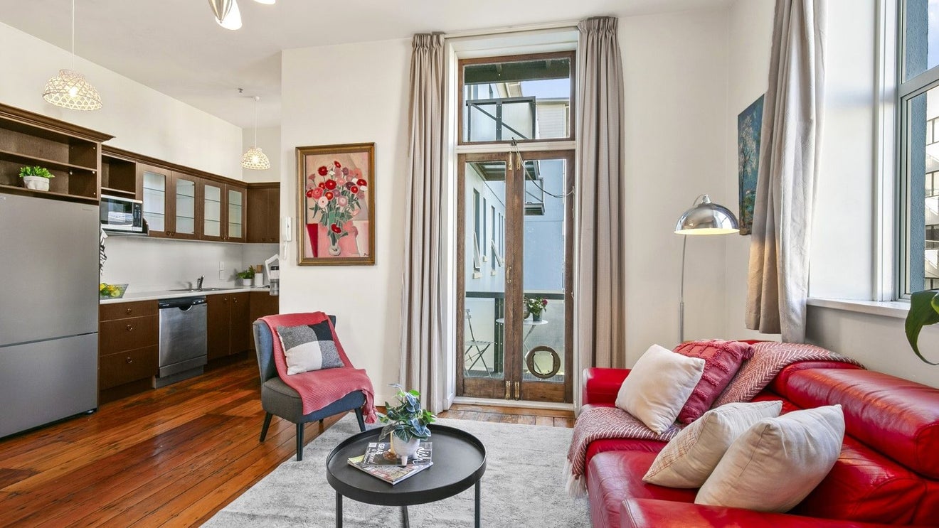 3/30 Hanson Street, Mount Cook, Wellington - Carousel 1