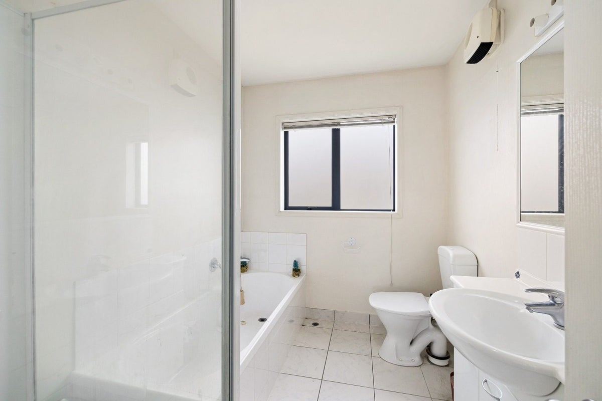 21 Becmead Drive, Harewood, Christchurch - Carousel 14