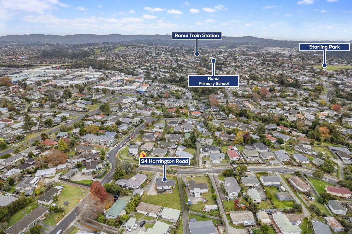 94 Harrington Road, Henderson, Auckland - Carousel 13
