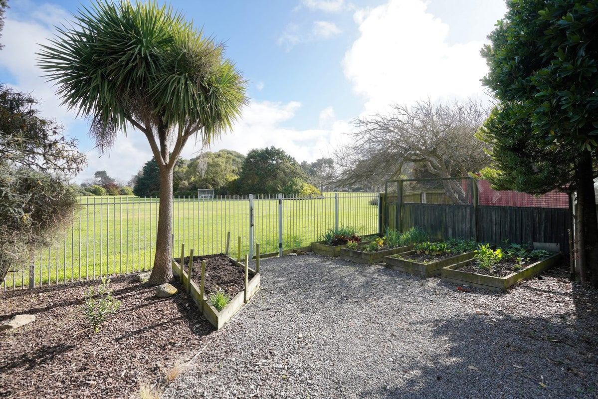 120 Lonsdale Street, New Brighton, Christchurch - Carousel 36
