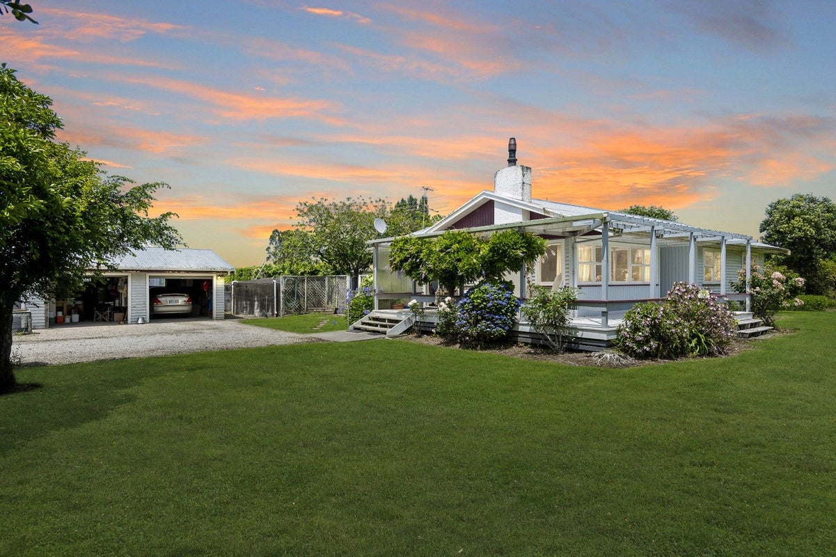 1344 Back Ormond Road, Gisborne - Carousel 2