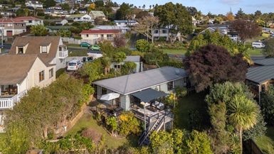 79 James Cook Drive, Welcome Bay, Tauranga - Carousel 1