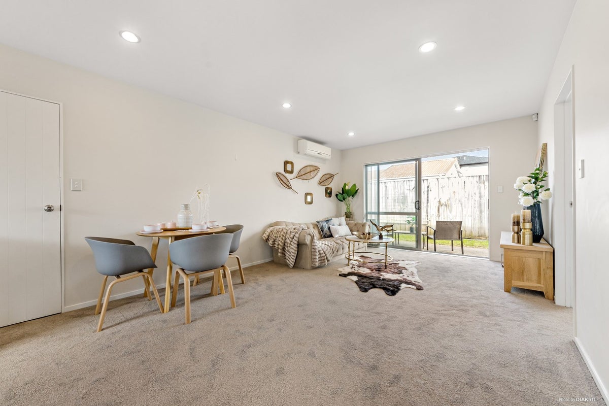 39/68 Fonteyn Street, Avondale, Auckland - Carousel 2