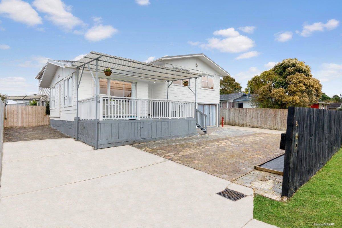 34 Hope Farm Avenue, Pakuranga Heights, Auckland - Carousel 2