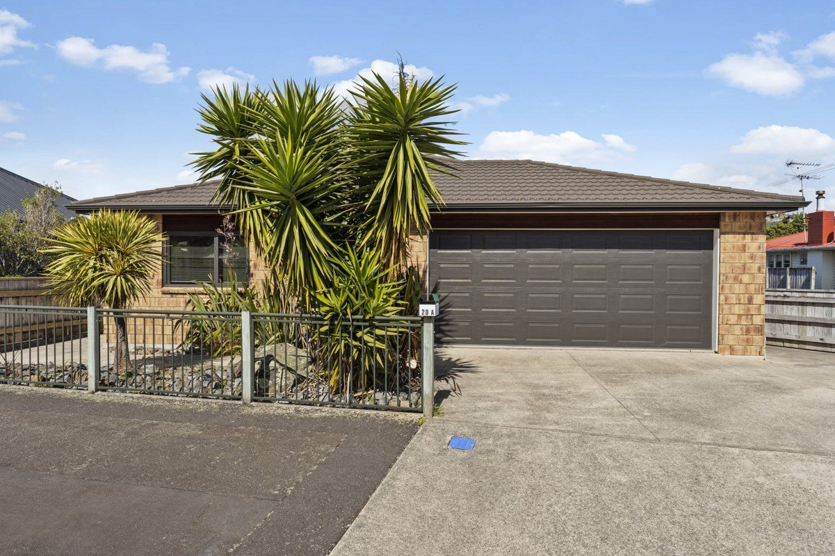 20A Granville Street, Silverstream, Upper Hutt - Carousel 1