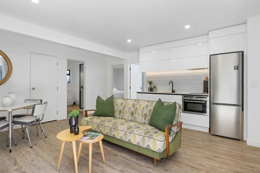 10 Newton Street, Fitzroy, New Plymouth - Carousel 1