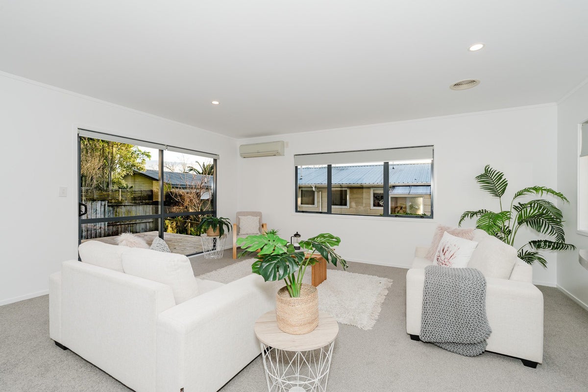 15A Rata Street, Maeroa, Hamilton - Carousel 2