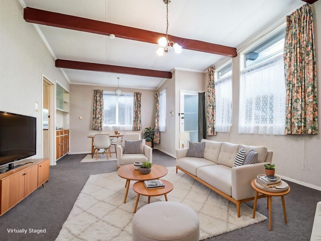 17 Maxwells Line, Awapuni, Palmerston North - Carousel 2