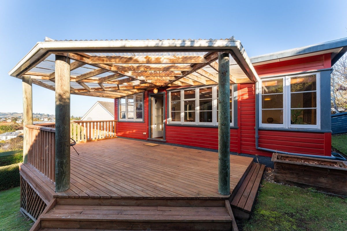 218 Burt Street, Wakari, Dunedin - Carousel 2