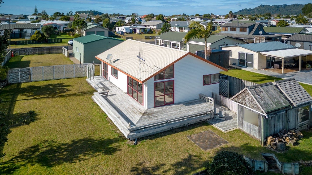 145 Sharyn Place, Whangamata - Carousel 2