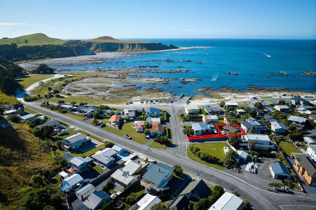 142 Weka Road, SOUTH BAY, KAIKOURA - Carousel 1