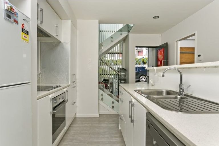 52 Makamaka Lane, Albany Heights, Auckland - Carousel 2