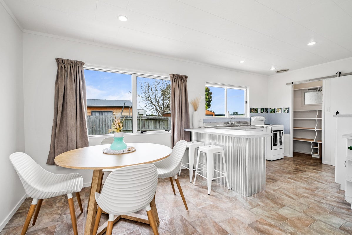 19 Pyle Road West, One Tree Point, Whangarei - Carousel 2