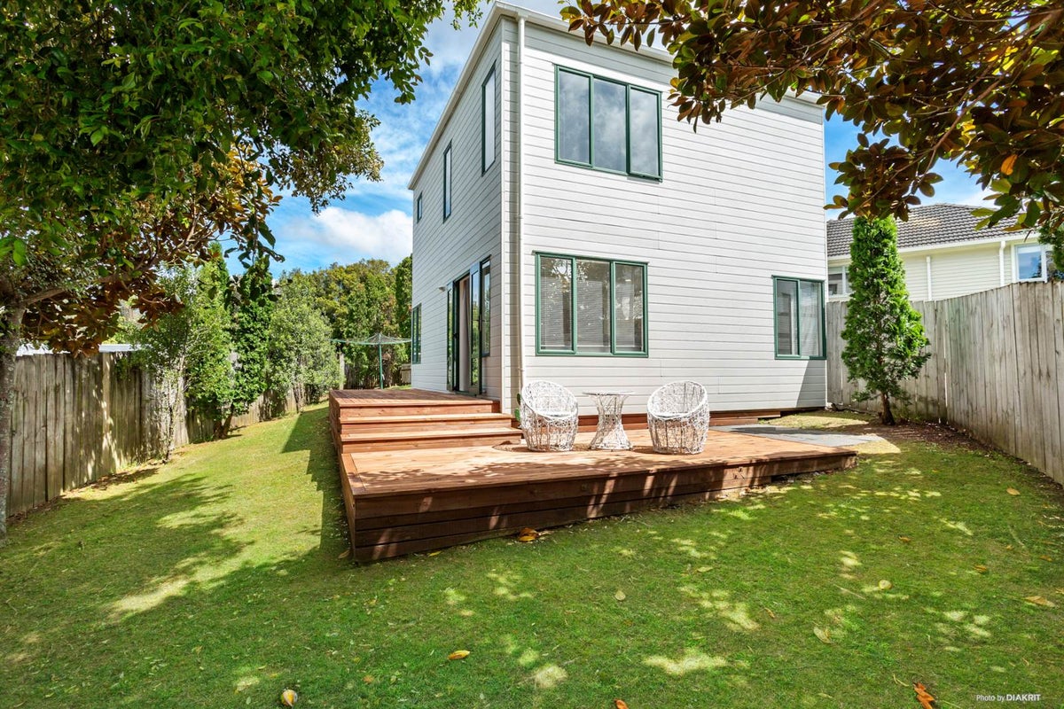 3/27 Ludlow Terrace, Totara Vale, Auckland - Carousel 1