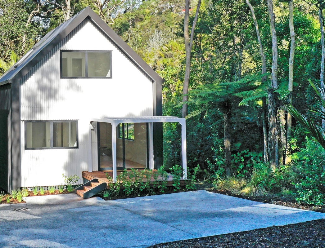 187 Konini Road, Titirangi, Auckland - Carousel 1