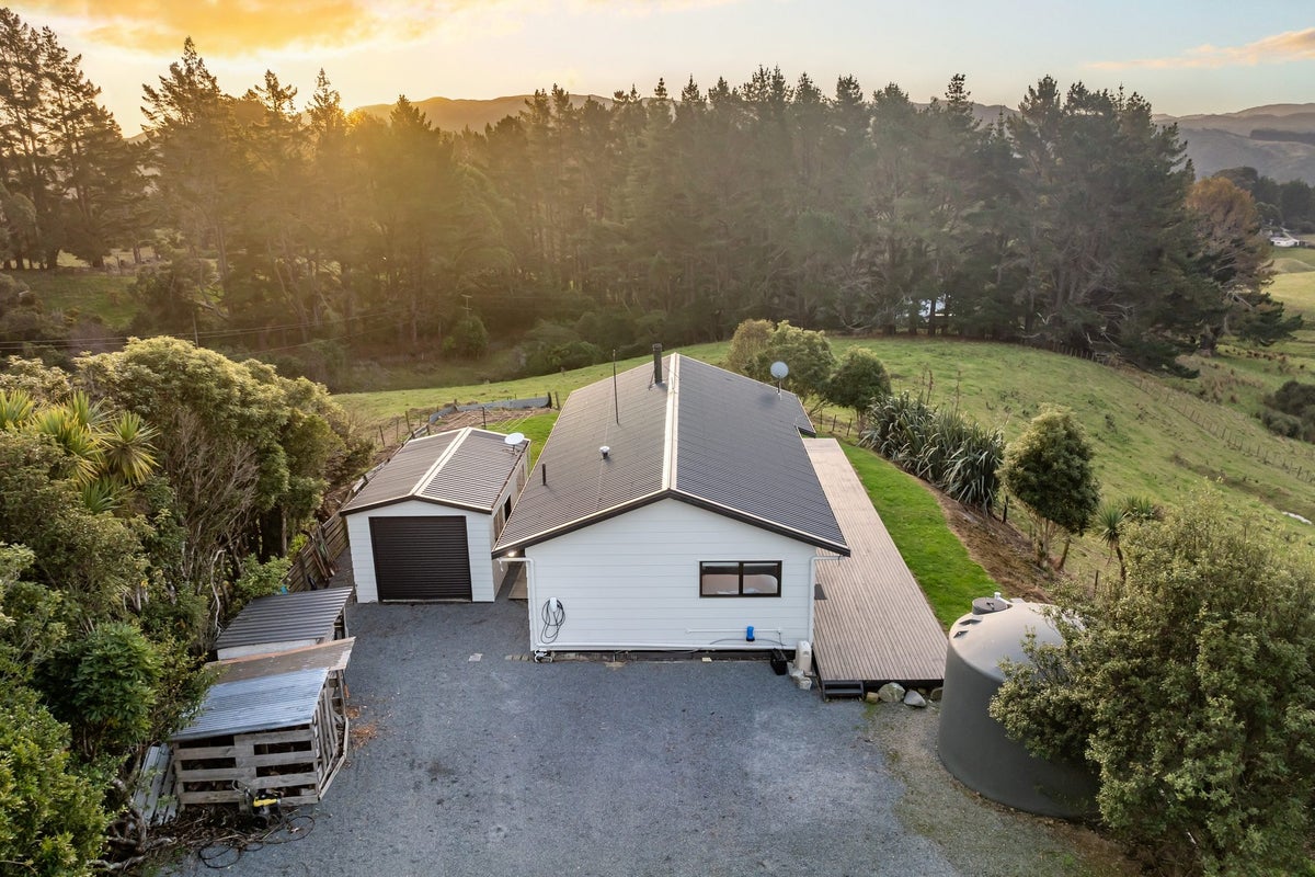 492 Moonshine Hill Road, Moonshine Valley - Carousel 2