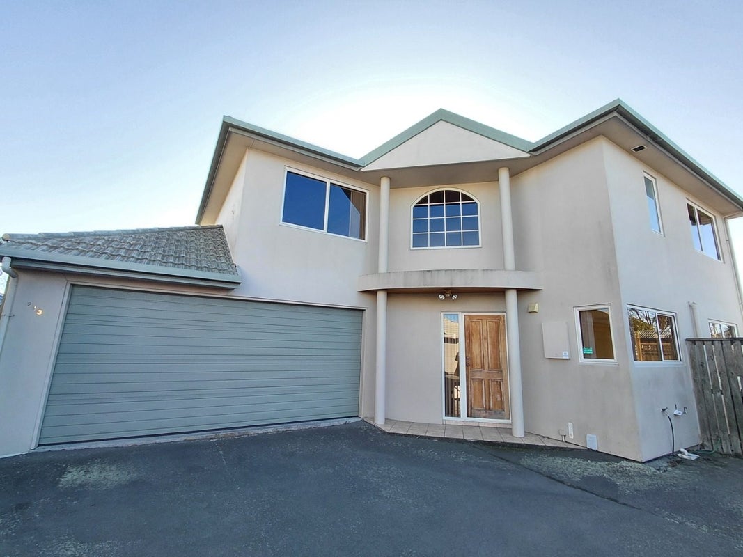 243 Geraldine Street, Edgeware, Christchurch - Carousel 1