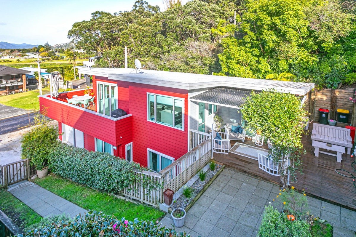 54 Ocean Beach Road, Tairua, Tairua - Carousel 2