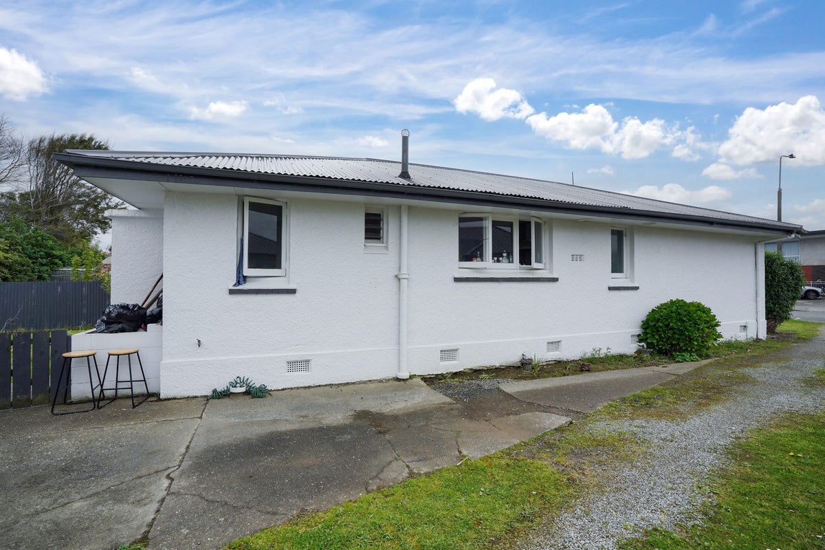 42 Eden Crescent, Glengarry, Invercargill - Carousel 2