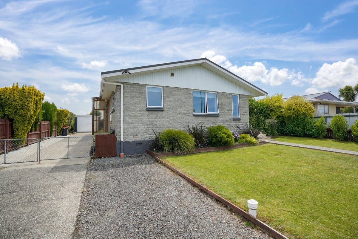 218 Regent Street, Heidelberg, Invercargill - Carousel 1