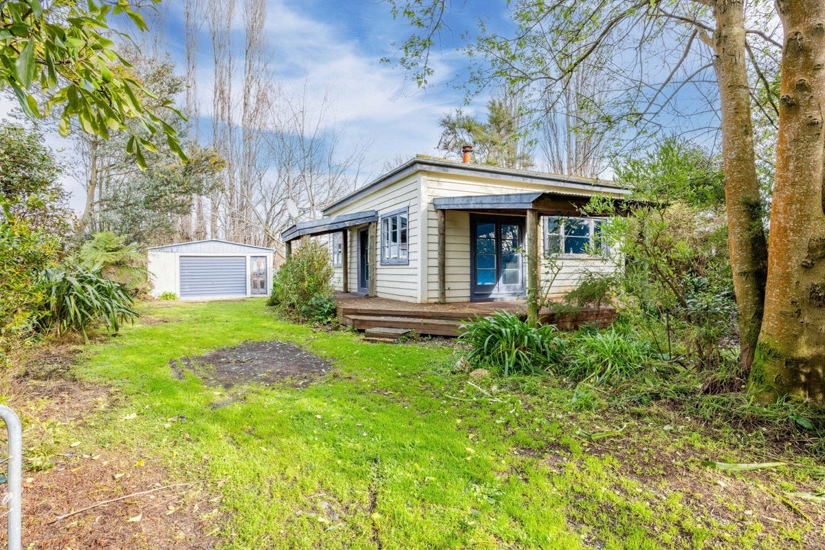 7 Guy Street, Waipawa, Waipawa - Carousel 1