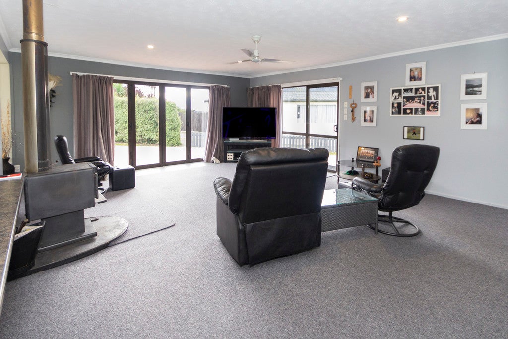 4 Monkton Street, Maheno - Carousel 2