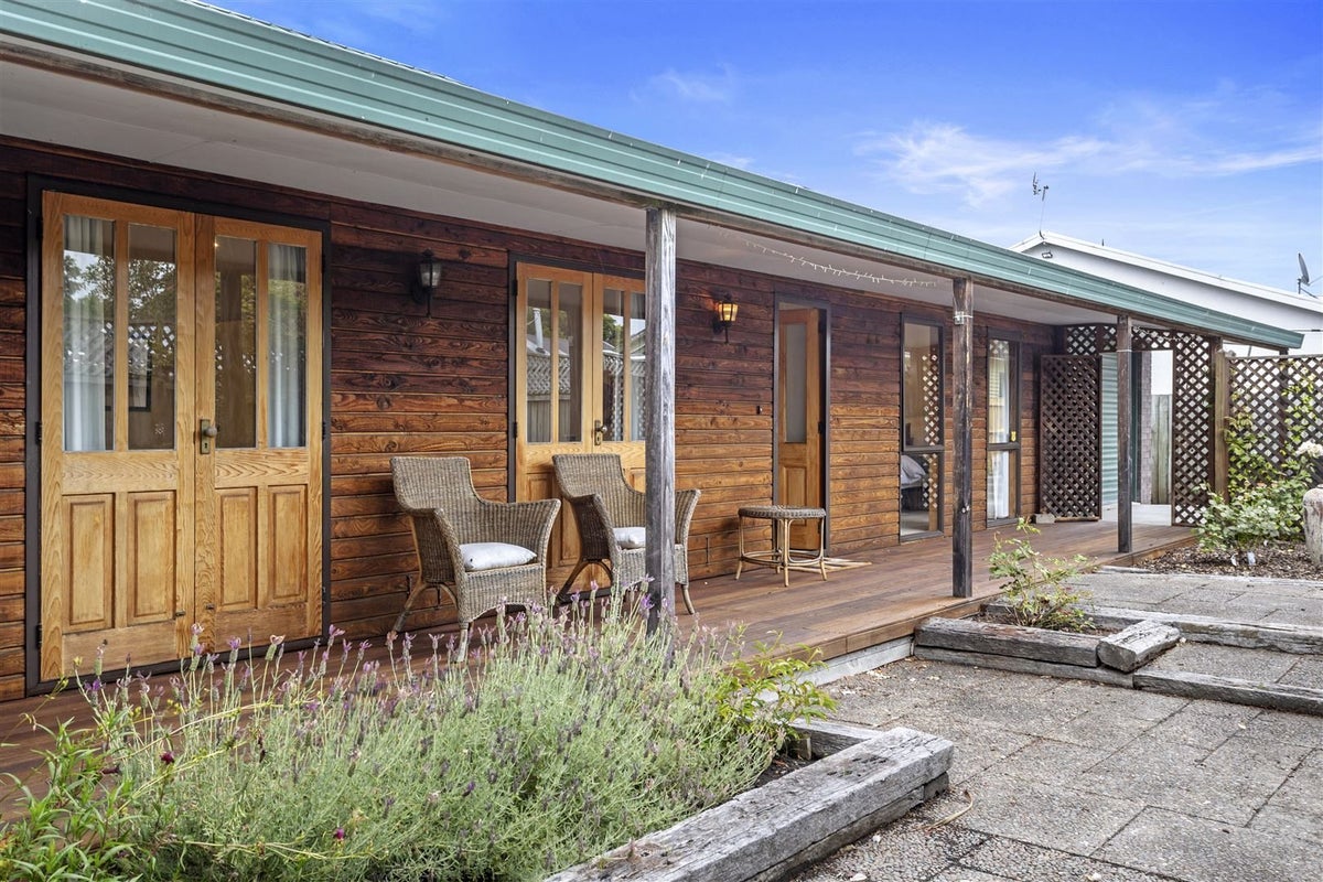2/36 Nicholls Street, Richmond, Christchurch - Carousel 1