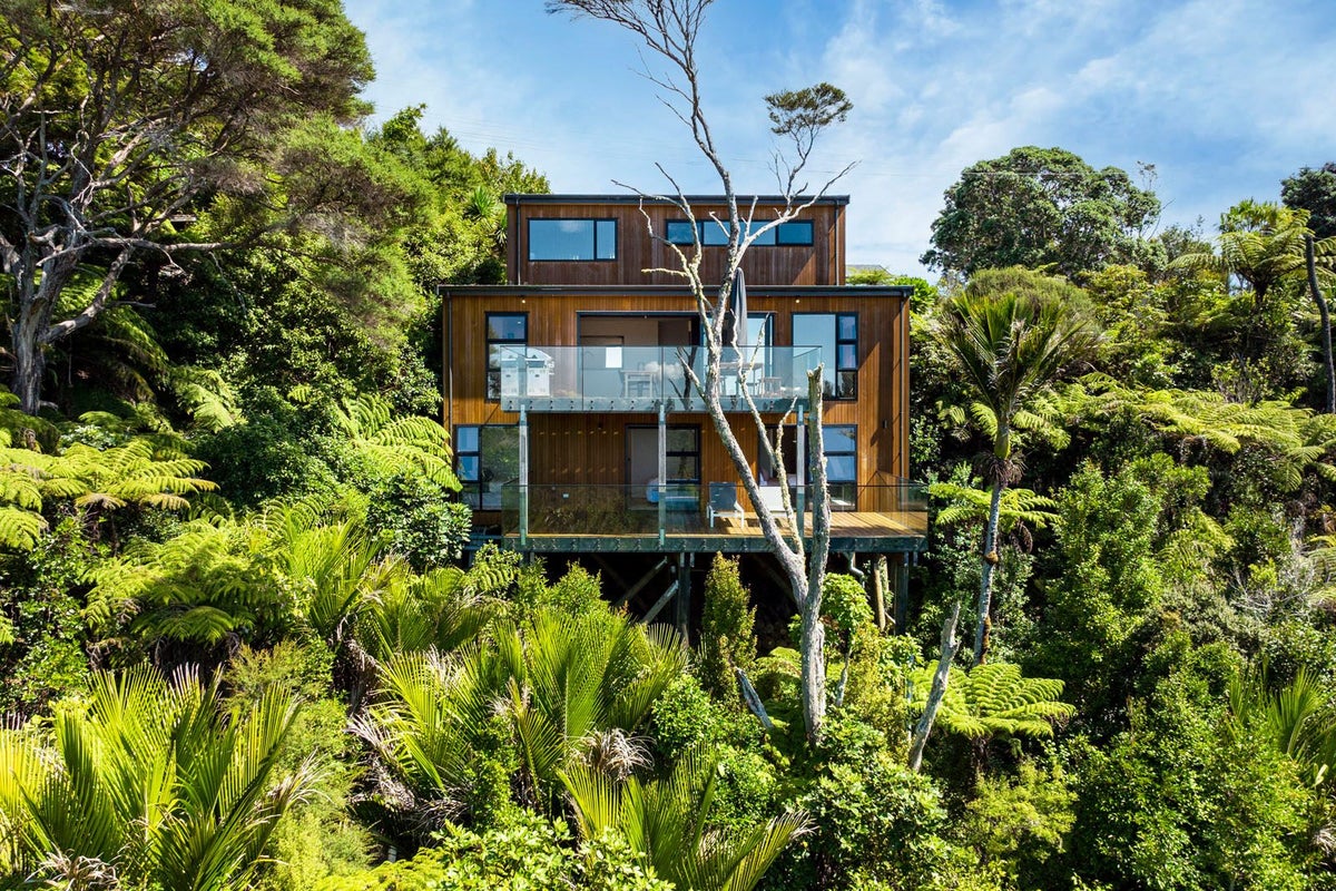 28 Kitewaho Road, Swanson, Auckland - Carousel 1