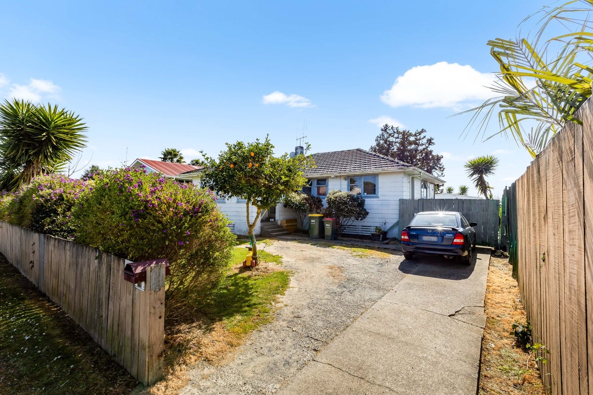 41 Sefton Crescent, Chartwell, Hamilton - Carousel 2