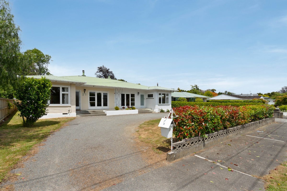31 Miro Street, Lansdowne, Masterton - Carousel 25