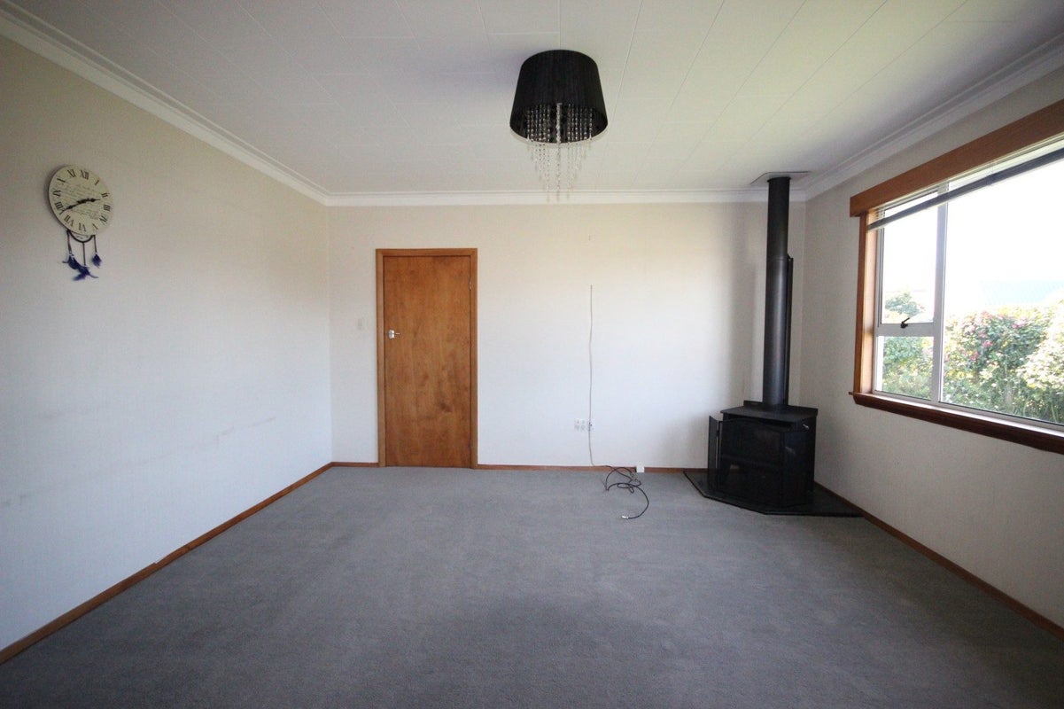 3 Graham Place, West End, Palmerston North - Carousel 2