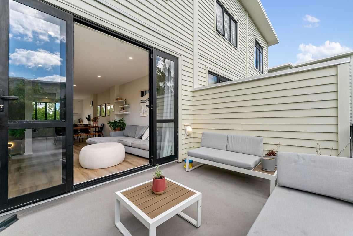 32/17 Lyon Avenue, St Lukes, Auckland - Carousel 1