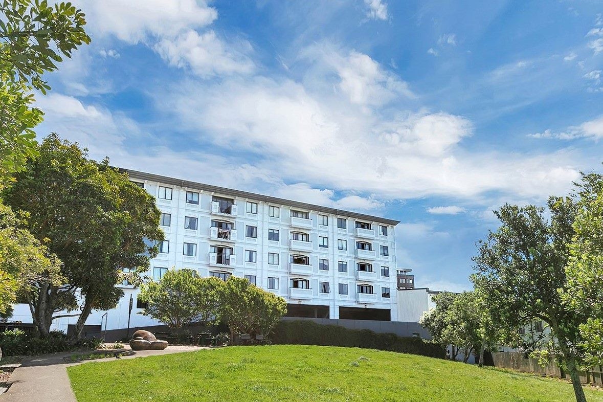 1R/160 Symonds Street, Grafton, Auckland - Carousel 1