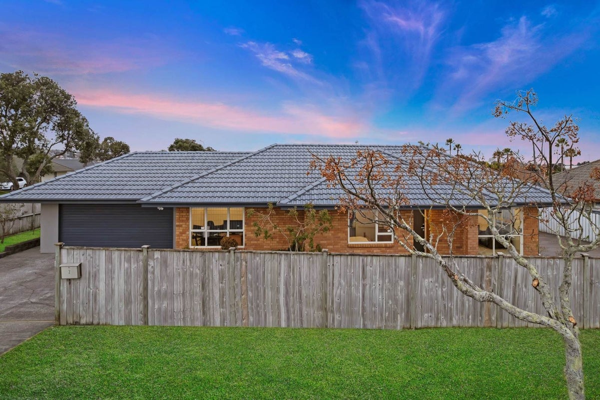 2 Vidiri Court, Flat Bush, Auckland - Carousel 1