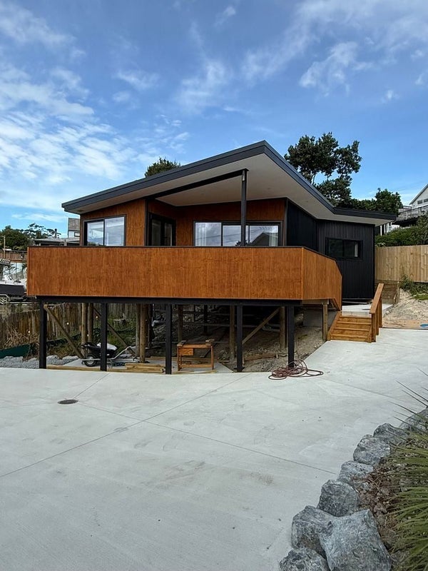 4 Ferndale Drive, Snells Beach, Snells Beach - Carousel 2